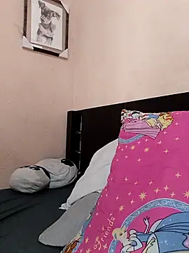 Lahila_'s cam snapshot