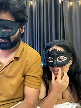 vickyandtania live sex cam