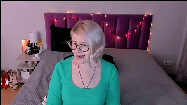 sabrinamacmarren's cam snapshot