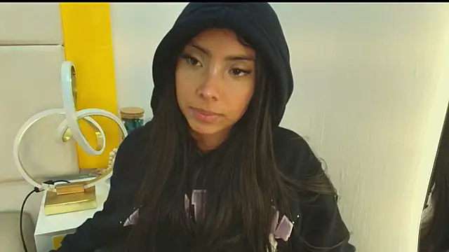 Isabella_Marsh's cam snapshot