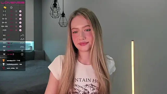 Amurri_eva's cam snapshot