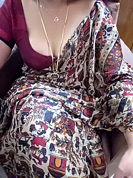 Roja-Telugu777's cam snapshot