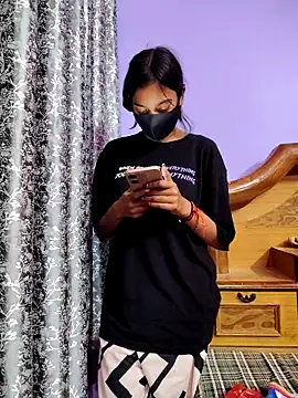 Student12th's cam snapshot