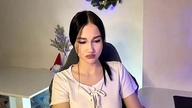 Beautyofnlka's cam snapshot