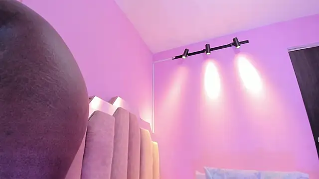 LoveQueen2's cam snapshot