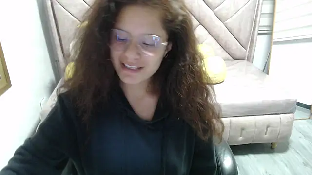 Velvet_Moon_V's cam snapshot