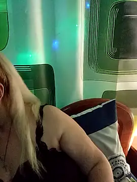 Esenia505's cam snapshot