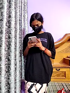 Student12th's cam snapshot