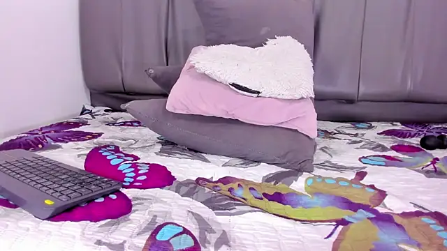 Cherllynn's cam snapshot