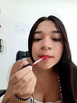 -VICKKY's cam snapshot