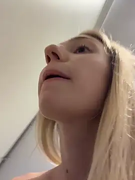 Lia__Love's cam snapshot