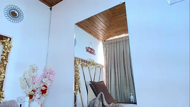 dafne_queenn's cam snapshot