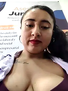 _Sarah-Office1's cam snapshot