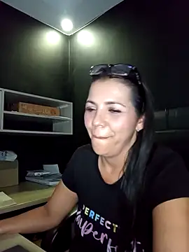 Dulce_emi's cam snapshot