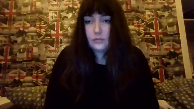 Lynylou's cam snapshot