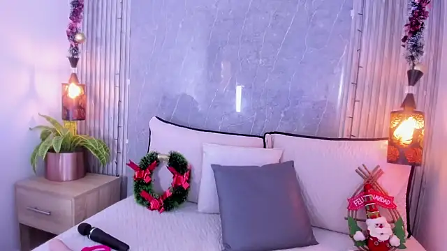 Emili__hot's cam snapshot