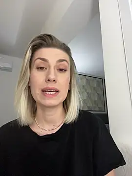 clara_k's cam snapshot