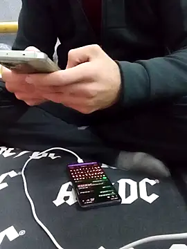 yazin19's cam snapshot