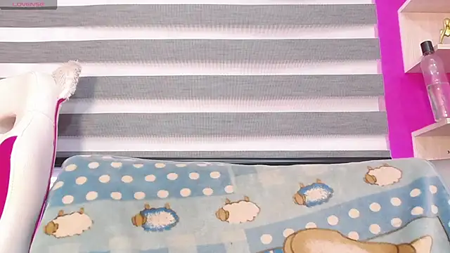 Zoe_Rider's cam snapshot