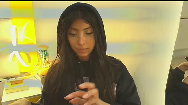 Isabella_Marsh's cam snapshot