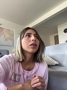 Ameellie's cam snapshot