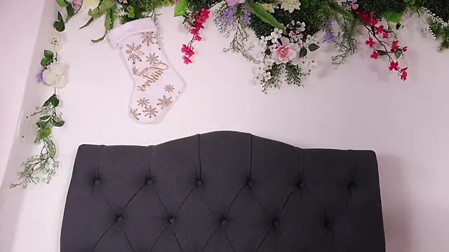 justnala_'s cam snapshot