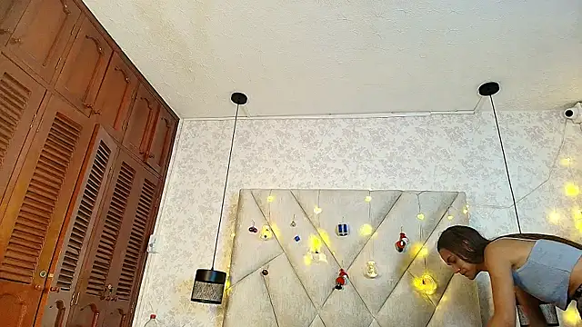 AmbarRaj's cam snapshot