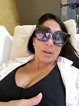 sexy7883's cam snapshot