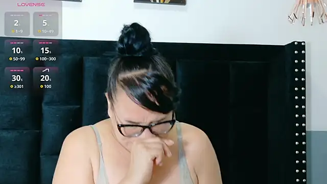 hotlatinateacher's cam snapshot