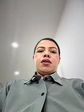 Ariana-07's cam snapshot