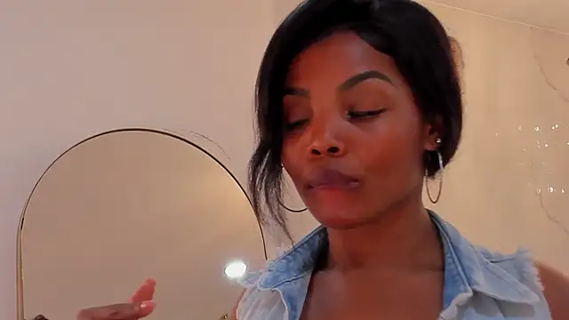 dakhota___'s cam snapshot