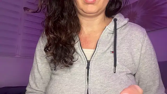 Serena_4you's cam snapshot