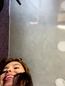 LunaCandy_'s cam snapshot