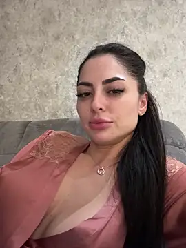 ChloeDevine live sex cam