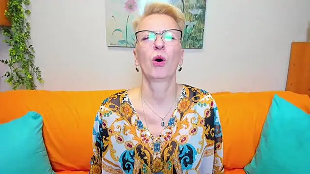 iamyourdream89's cam snapshot