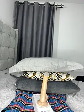 prettiepearl's cam snapshot