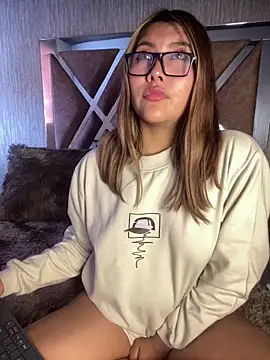 Jasmin_Pink's cam snapshot