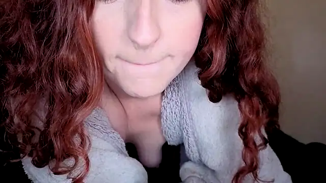 ENGLISHEMILY_69's cam snapshot