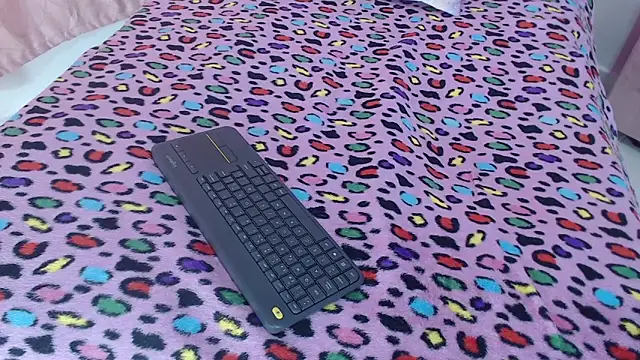 zaleya_mateus's cam snapshot