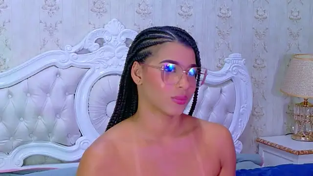 TiaraRosse's cam snapshot