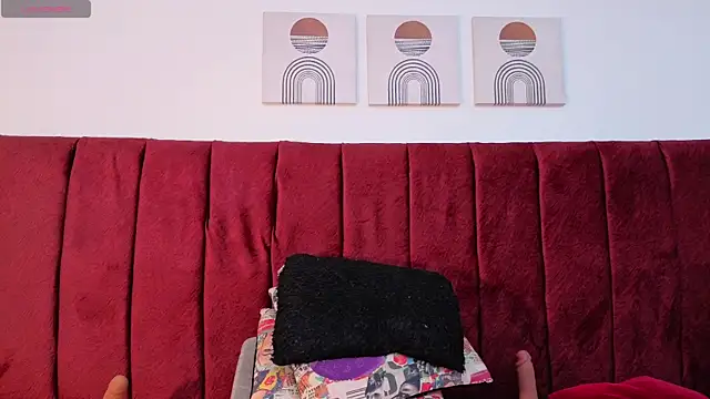 selena_castillo's cam snapshot