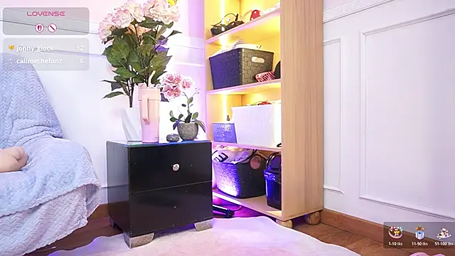 JulesBenett's cam snapshot