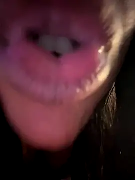 Tikalalin live sex cam