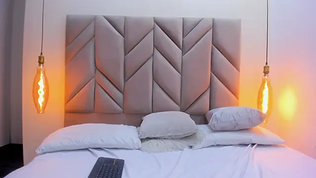 AndreaKinghs's cam snapshot