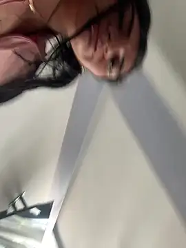 sophie-honey's cam snapshot