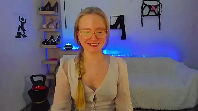 NancyHottie's cam snapshot