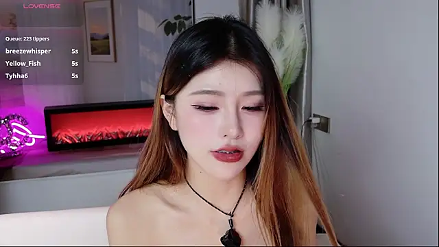 Kiki--2025's cam snapshot