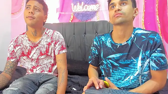 Hot_Boys_69's cam snapshot