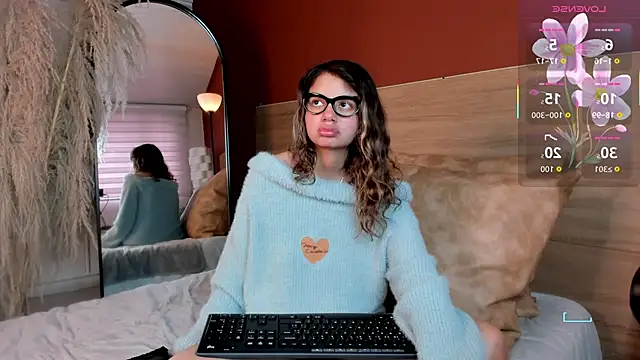 Emma_bloom__'s cam snapshot