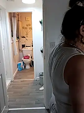 Nova-WiseX's cam snapshot